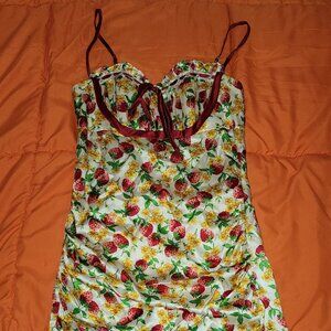 Betsey Johnson Strawberry Floral Bodycon Dress Size 0